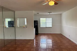 717 SW 79th Ave, North Lauderdale, FL 33068 - Photo 3