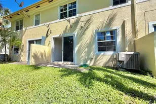 8452 SW 29th St, Miramar, FL 33025 - Photo 19