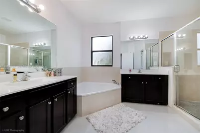 11711 SW 254th St, Homestead, FL 33032 - Photo 7