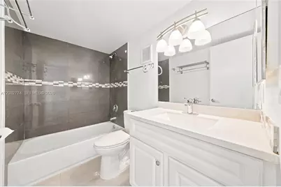 9674 Fontainebleau Blvd #28, Miami, FL 33172 - Photo 29