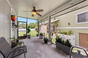 21715 SW 99th Ct, Cutler Bay, FL 33190 - Photo 17