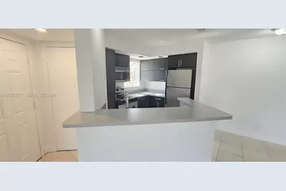 3380 N Pinewalk Dr N #1111, Margate, FL 33063 - Photo 3