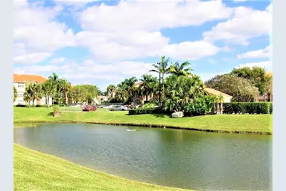 3380 N Pinewalk Dr N #1111, Margate, FL 33063 - Photo 23