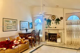 110 Hemingway Ct, Royal Palm Beach, FL 33411 - Photo 5