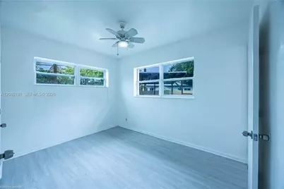 918 NW 13th Ct, Fort Lauderdale, FL 33311 - Photo 15