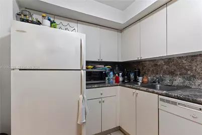 4215 N University Dr #115, Sunrise, FL 33351 - Photo 9