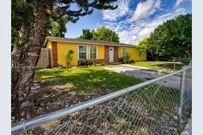 15724 SW 304th Ter, Homestead, FL 33033 - Photo 3