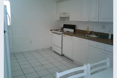 5100 SW 41st St #202, Hollywood, FL 33023 - Photo 9