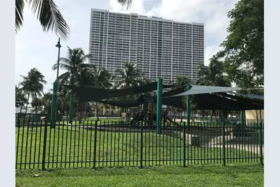 1800 N Bayshore Dr #2204, Miami, FL 33132 - Photo 5