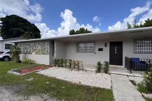 3632 SW 87th Ave, Miami, FL 33165 - Photo 1