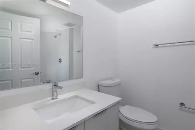 10241 NW 9 Street Cir #109-5, Miami, FL 33172 - Photo 9