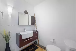 1901 S Ocean Dr, Hollywood, FL 33019 - Photo 11