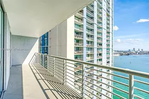 325 NE Biscayne Blvd, Miami, FL 33131 - Photo 13