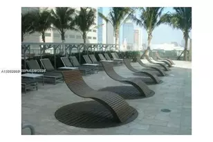 325 NE Biscayne Blvd, Miami, FL 33131 - Photo 35