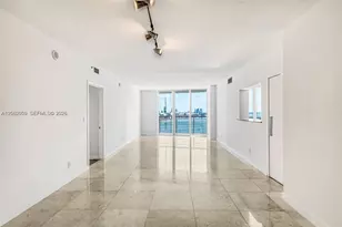 325 NE Biscayne Blvd, Miami, FL 33131 - Photo 5