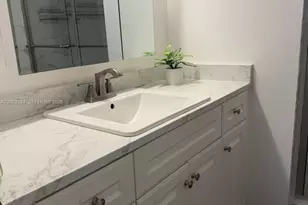 8220 Sunrise Lakes Blvd, Sunrise, FL 33322 - Photo 15