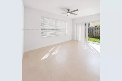1570 NE 33rd Rd #103-11, Homestead, FL 33033 - Photo 9