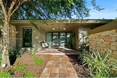 15625 SW 73rd Ct, Palmetto Bay, FL 33157 - Photo 3