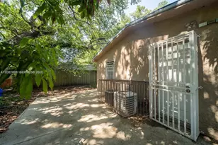 5545 NW 3rd Ave, Miami, FL 33127 - Photo 9