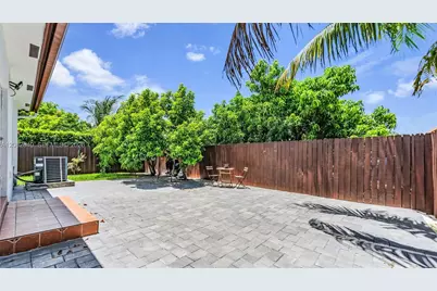 110 SW 50th Ave #1, Miami, FL 33134 - Photo 5