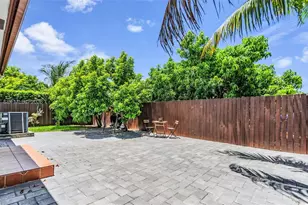 110 SW 50th Ave, Miami, FL 33134 - Photo 5