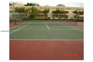 9359 Fontainebleau Blvd, Miami, FL 33172 - Photo 15