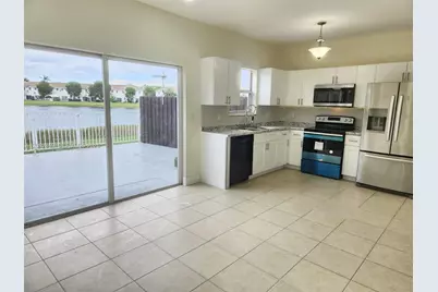 1525 SE 31st Ct #1525, Homestead, FL 33035 - Photo 3