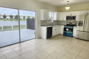 1525 SE 31st Ct, Homestead, FL 33035 - Photo 3