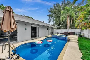 8240 NW 54th St, Lauderhill, FL 33351 - Photo 39