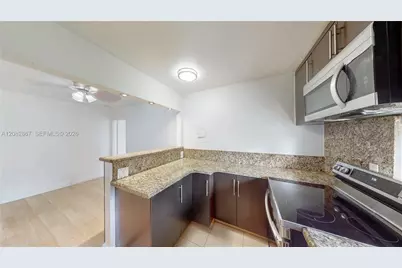 17011 N Bay Rd #516, Sunny Isles Beach, FL 33160 - Photo 7