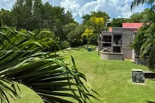12938 SW 88th Ln, Miami, FL 33186 - Photo 5