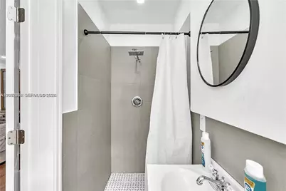 3370 N 36th Pl, Hollywood, FL 33021 - Photo 21