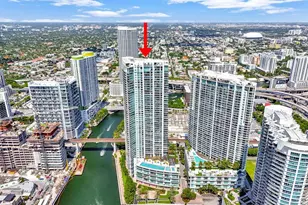 92 SW 3rd St, Miami, FL 33130 - Photo 1