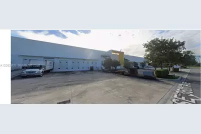 1551 SE 36th Ave, Homestead, FL 33035 - Photo 3