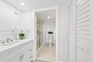 550 SW 138th Ave, Pembroke Pines, FL 33027 - Photo 17