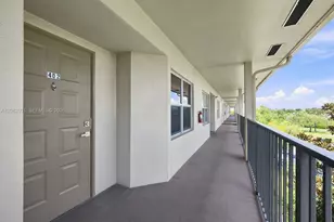 550 SW 138th Ave, Pembroke Pines, FL 33027 - Photo 31