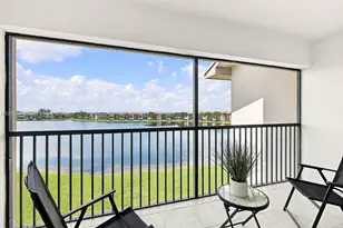 550 SW 138th Ave, Pembroke Pines, FL 33027 - Photo 11