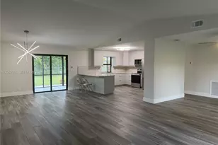 10431 NW 1st Ct, Coral Springs, FL 33071 - Photo 5