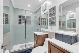 100 NE 26th Dr, Wilton Manors, FL 33334 - Photo 21