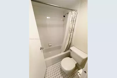 10757 Cleary Blvd #111, Plantation, FL 33324 - Photo 11