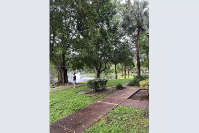 10757 Cleary Blvd #111, Plantation, FL 33324 - Photo 19