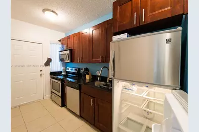 1459 NW 2nd St, Miami, FL 33125 - Photo 45