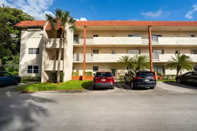 150 S Hollybrook Ter #208, Pembroke Pines, FL 33025 - Photo 31