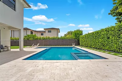 8981 NW 161st Ter, Miami Lakes, FL 33018 - Photo 41