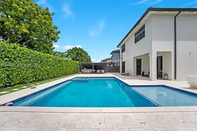 8981 NW 161st Ter, Miami Lakes, FL 33018 - Photo 45