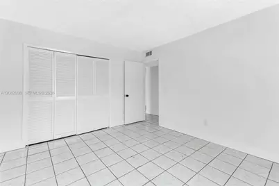 6825 W Flagler St #202, Miami, FL 33144 - Photo 19