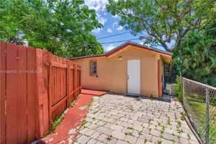 2145 SW 7th St, Miami, FL 33135 - Photo 11