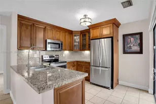 17624 NW 63rd Ct, Hialeah, FL 33015 - Photo 9