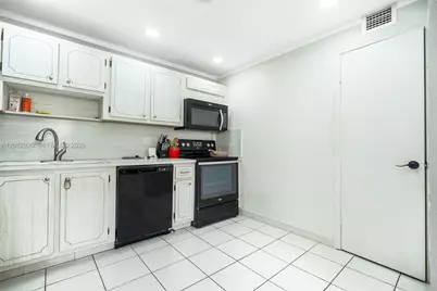 1811 Jefferson St #601, Hollywood, FL 33020 - Photo 9