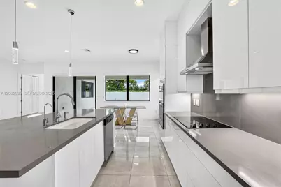 17781 SW 41st St, Miramar, FL 33029 - Photo 9